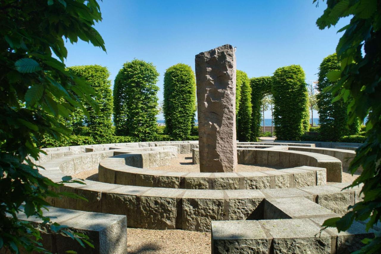 Terrasse, Gratis Nutzung Vom Ahoi Erlebnisbad Und Sauna In Sellin - Villa Karola Fewo 02 Gohren Bagian luar foto